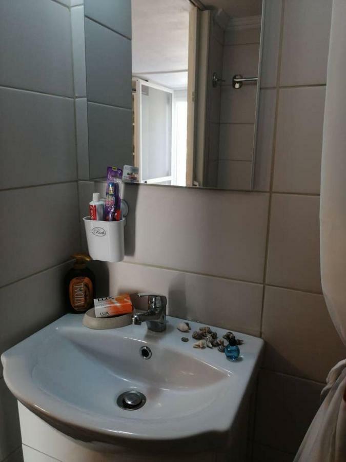 Rodomelo Cute Studio 1 Leonídion Exteriör bild